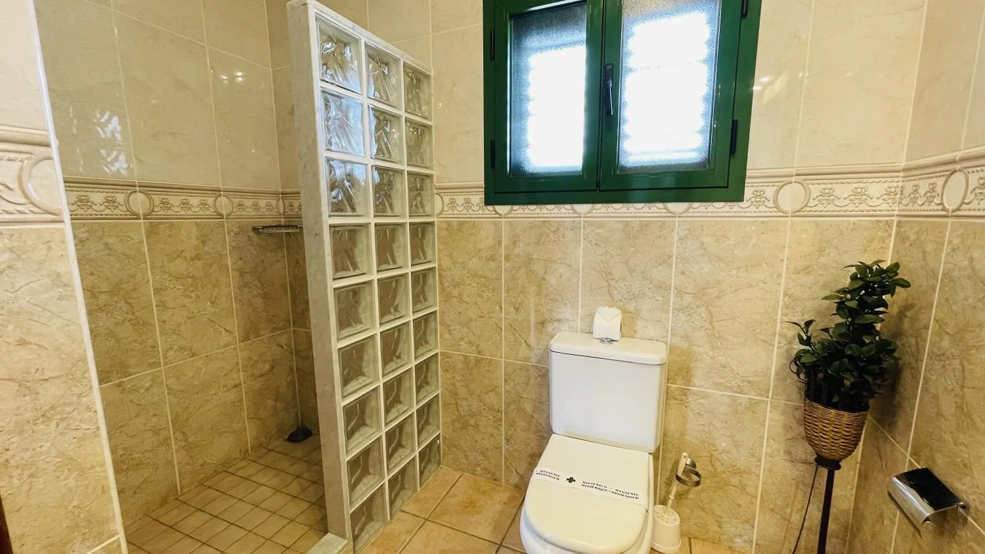 Flamingo Beach Bungalow - Casa Iris Playa Blanca  0*, Playa Blanca (Lanzarote)
